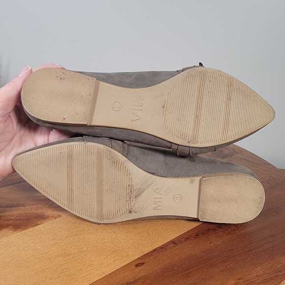 Mia Jeanette Faux Suede Pointed Toe Flats Size 8 Casual Comfy - Picture 10 of 16
